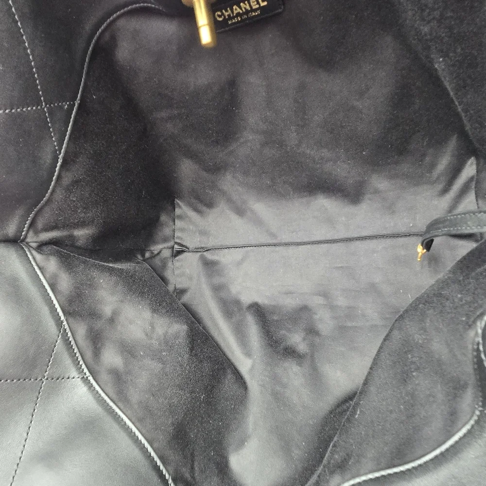 ❌❌🔥SOLD ❌❌❌Chanel Maxi Shopping Bag - COA INCLUDED - Picture 10 of 12